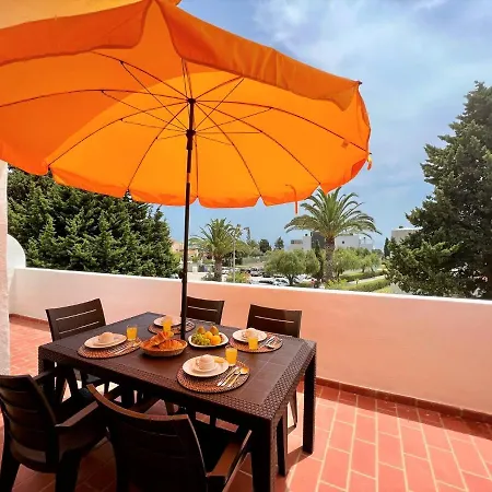 Twins 2 With Pool By Homing