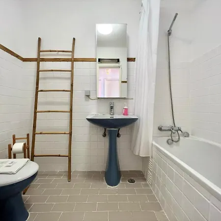 Twins 2 With Pool By Homing *